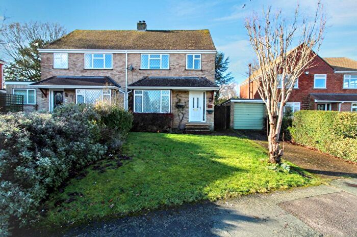 3 Bedroom Semi Detached House For Sale In Cedar Avenue, Hazlemere, HP15