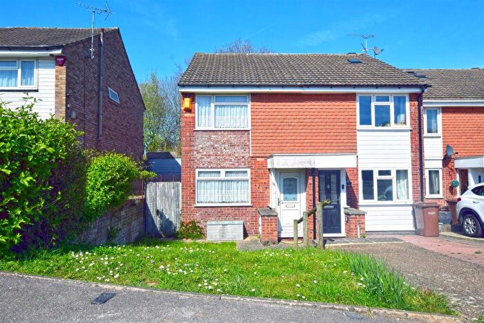 2 Bedroom End Of Terrace House For Sale In Birch Grove, Hempstead, Gillingham, ME7