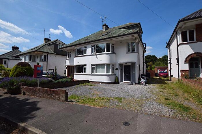 4 Bedroom Semi-Detached House To Rent In Sandling Village, Maidstone, ME14