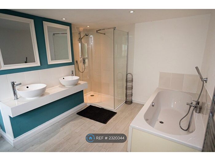 4 Bedroom Terraced House To Rent In Worcester Parade, Gloucester, GL1