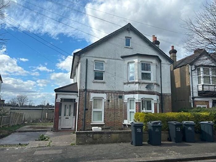 Studio For Sale In Dornton Road, South Croydon, CR2