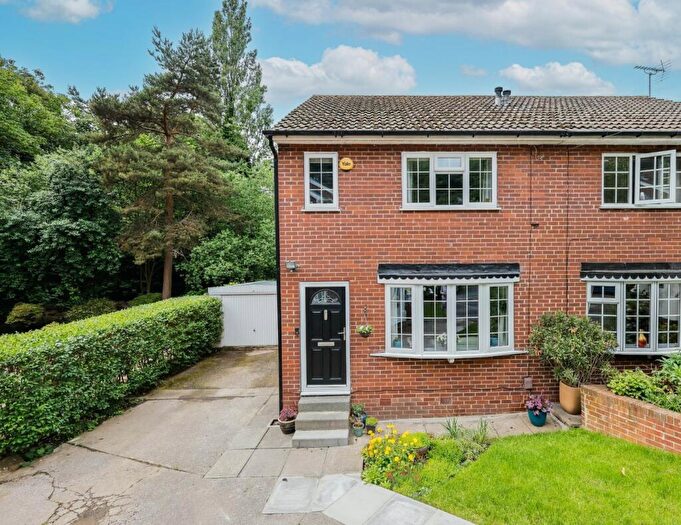 3 Bedroom Semi Detached House For Sale In Southolme Close, Leeds, West Yorkshire, LS5