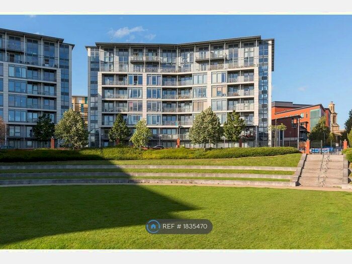 2 Bedroom Flat To Rent In Langley Walk, Birmingham, B15