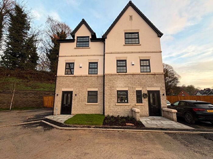 3 Bedroom Semi Detached House For Sale In , The Place, Roundhay, LS8