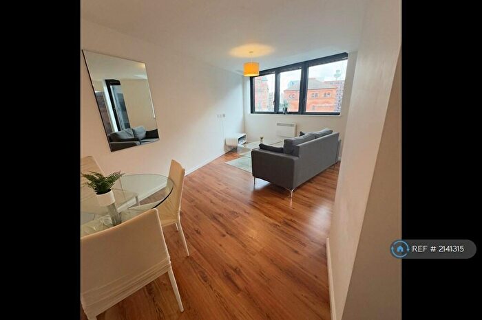 2 Bedroom Flat To Rent In Mann Island, Liverpool, L3