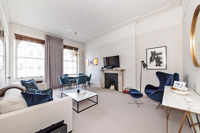 1 Bedroom Flat To Rent In Stanley Gardens, W11