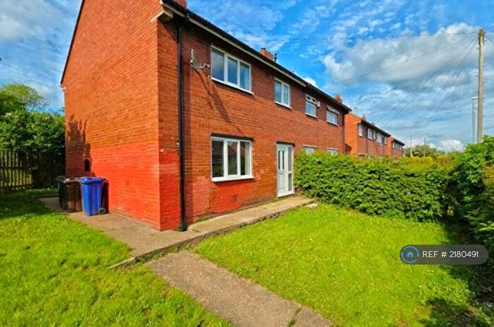 3 Bedroom Semi-Detached House To Rent In Hillside Crescent, Barnsley, S72