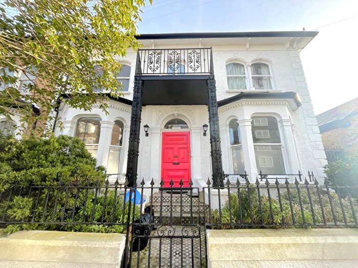 1 Bedroom Flat To Rent In Wilson Road, Southend-On-Sea, SS1