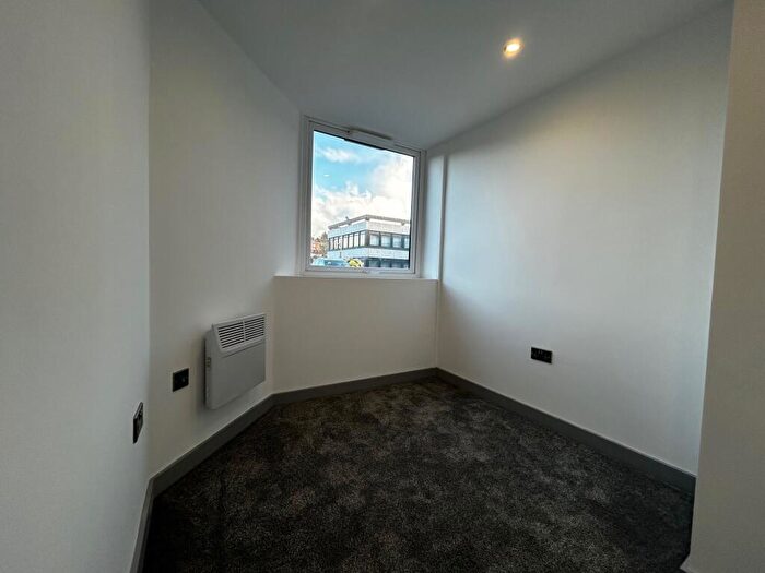 2 Bedroom Apartment To Rent In Green Lane, Yeadon, Leeds, LS19