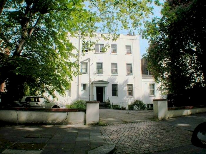 1 Bedroom Apartment To Rent In Eagle Court, Hornsey High Street, N8