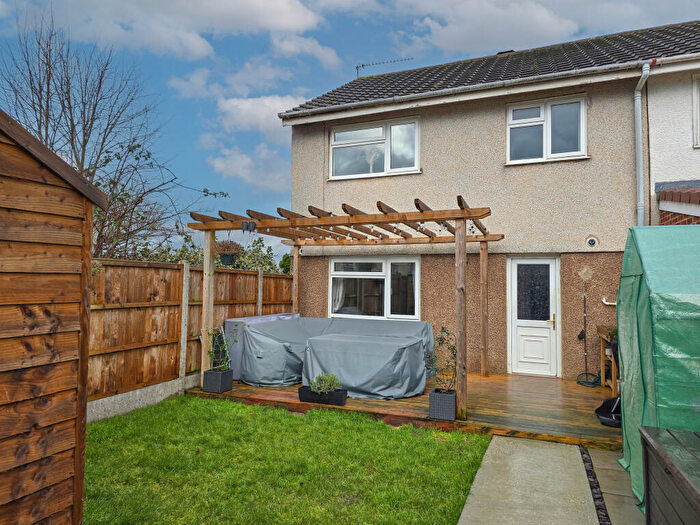 3 Bedroom End Of Terrace House For Sale In Cambridge Close, Haverhill, Suffolk, CB9