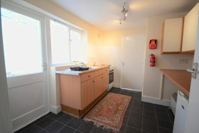 1 Bedroom Flat To Rent In Oxford Road, RG30