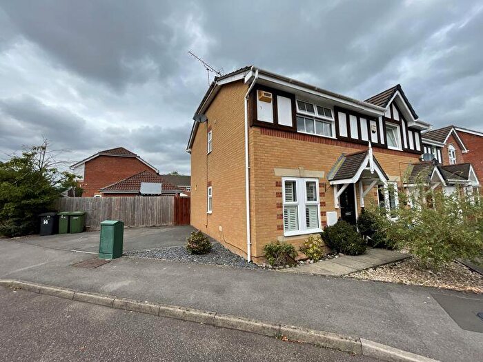 3 Bedroom Semi-Detached House For Sale In Adams Close, Hedge End, SO30