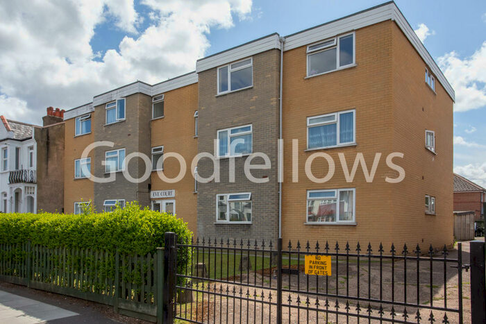 2 Bedroom Apartment To Rent In Graham Road, Mitcham, CR4