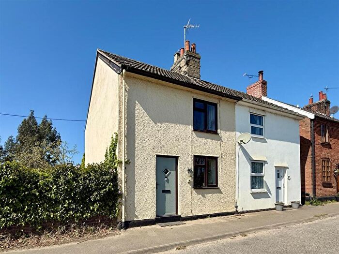 2 Bedroom Semi-Detached House For Sale In Stowmarket Road, Great Blakenham, Ipswich, IP6