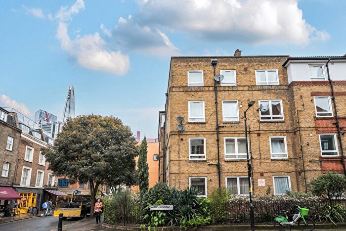2 Bedroom Flat For Sale In Whites Grounds Estate, London, SE1