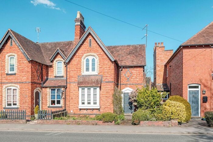 2 Bedroom Semi-Detached House For Sale In Red Lion Street, Alvechurch, B48
