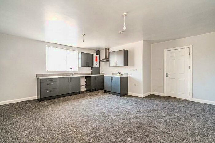 2 Bedroom Flat To Rent In Pearson Street, Brierley Hill, DY5