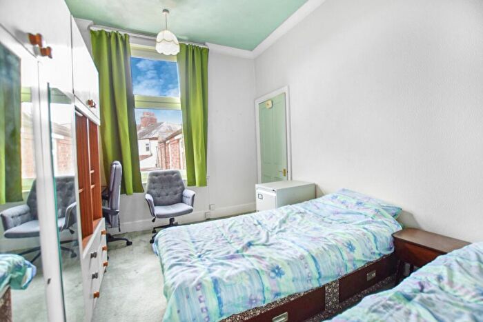 3 Bedroom Terraced House For Sale In Northampton Road, Wellingborough, Northamptonshire, NN8