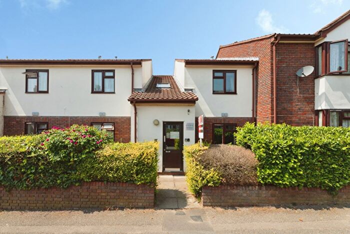 1 Bedroom Flat For Sale In Cairo Road, Walthamstow, E17