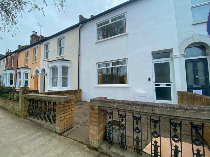 4 Bedroom Terraced House To Rent In Raleigh Road, Kew, Richmond, TW9