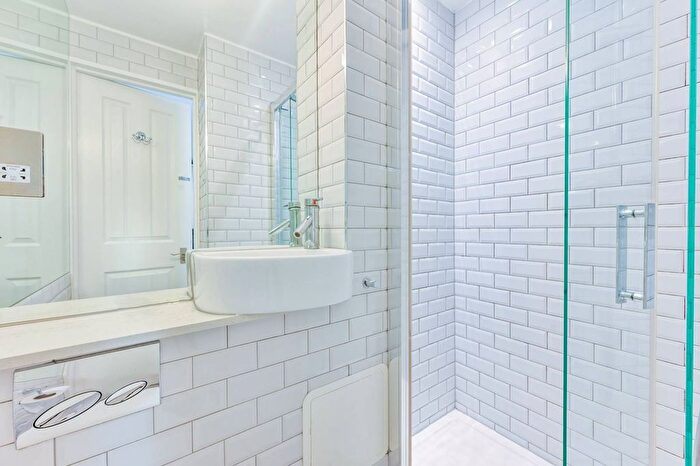 Studio To Rent In Gloucester Place, Marylebone, London, NW1