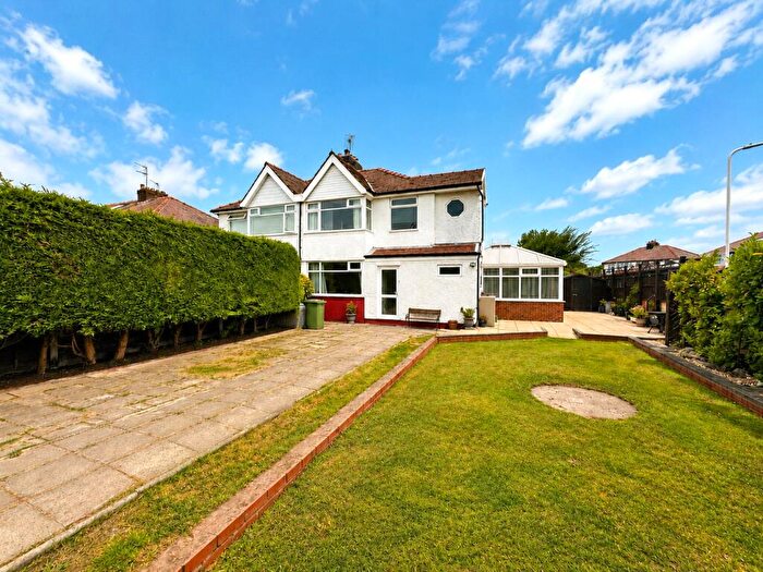 3 Bedroom Semi-Detached House For Sale In Bankfield Lane, Southport, Merseyside, PR9
