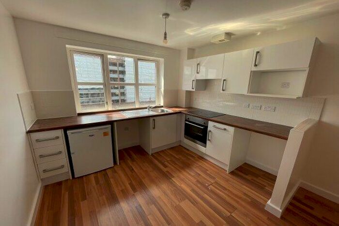 1 Bedroom Flat To Rent In Clyde Court, Leicester, LE1