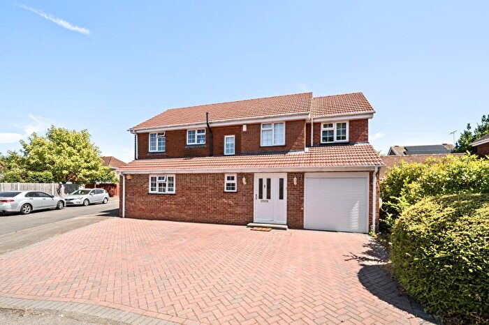 4 Bedroom Detached House To Rent In Kitwood Drive, Lower Earley, RG6