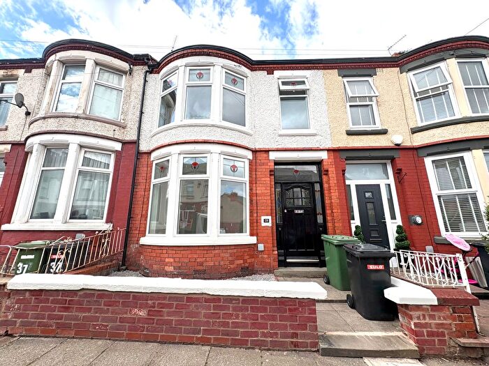 4 Bedroom Property To Rent In Woodsorrel Road, Birkenhead, CH41