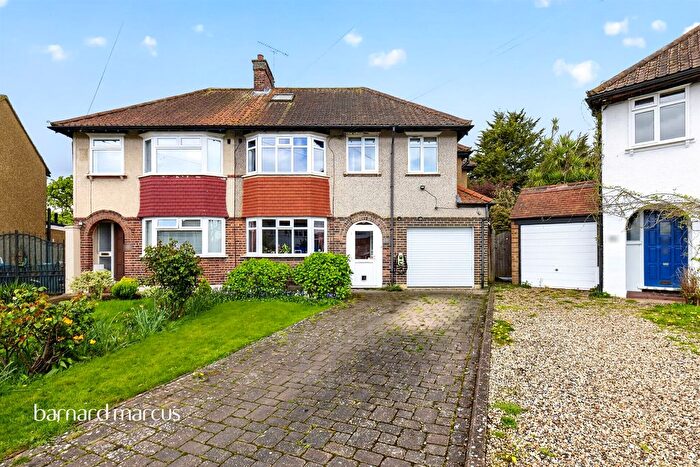 4 Bedroom Semi-Detached House For Sale In Groveland Way, New Malden, KT3