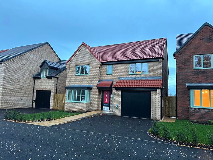 4 Bedroom Detached House For Sale In Church Road, Molescroft, HU17