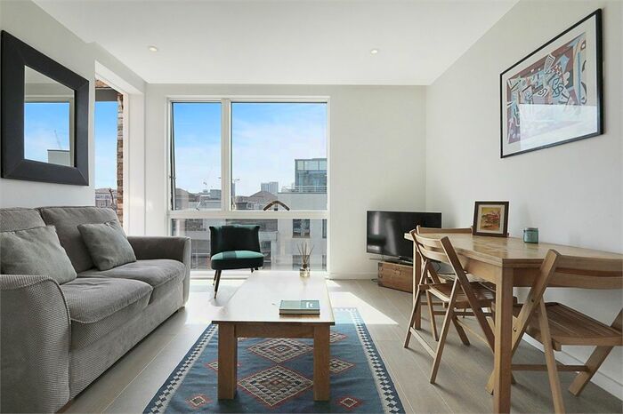 1 Bedroom Flat To Rent In Brandon House, Hillary Mews, London, SE1