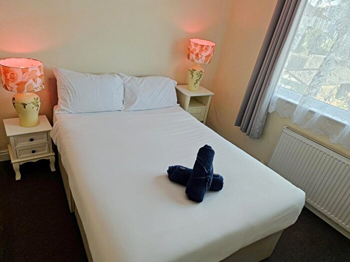 4 Bedroom House To Rent In Filton Avenue, Bristol, BS7