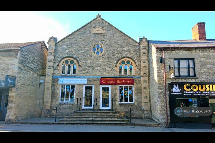 1 Bedroom Flat To Rent In Swan Court, Witney, OX28