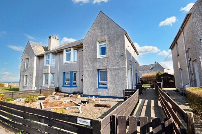 2 Bedroom Flat For Sale In Marine Gardens, Stranraer, DG9