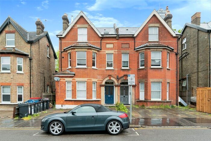 2 Bedroom Flat To Rent In Friends Road, Croydon, CR0