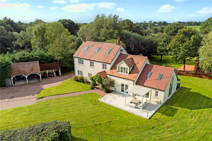 6 Bedroom Detached House For Sale In Corkscrew Lane, Clotton, Chester, CH3