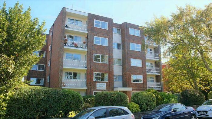 2 Bedroom Apartment To Rent In Downview Road, Worthing, BN11