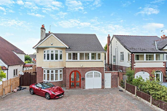 4 Bedroom Detached House For Sale In Hagley Road, Hayley Green, Halesowen, West Midlands, B63