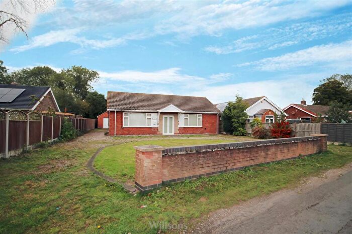 3 Bedroom Detached Bungalow For Sale In Chapel Lane, Addlethorpe, Skegness, PE24