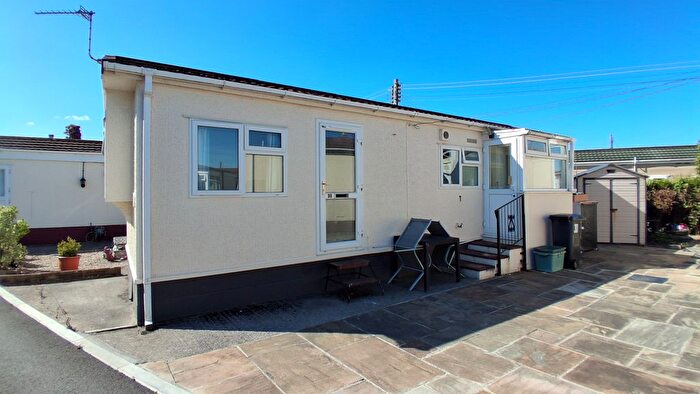 1 Bedroom Mobile/park Home For Sale In Hutton Park, Hutton Moor Lane, BS24