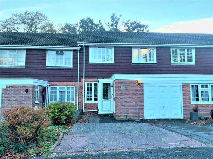 3 Bedroom Terraced House To Rent In Rosebank Close, Southampton, SO16