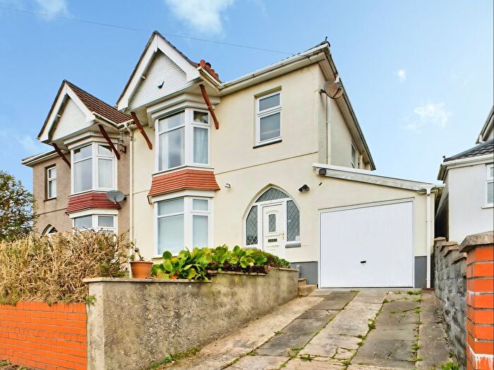 3 Bedroom Semi-Detached House To Rent In Lon Mefus, Sketty, Swansea, SA2