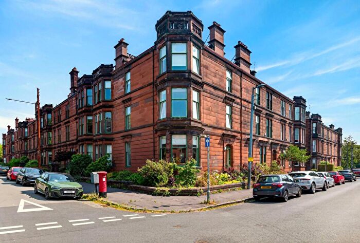 4 Bedroom Apartment For Sale In Mariscat Road, Pollokshields, Glasgow, G41