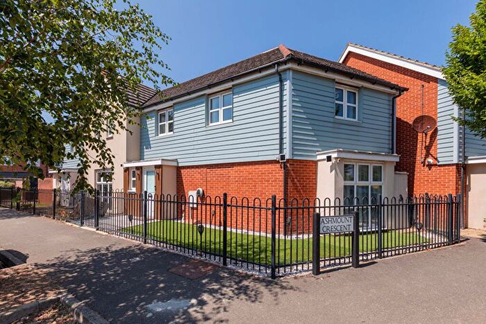 3 Bedroom Semi-Detached House For Sale In Ashmount Crescent, Cippenham, SL1
