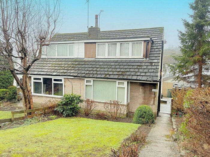 3 Bedroom Semi Detached House For Sale In Cleckheaton Road, Oakenshaw, Bradford, BD12