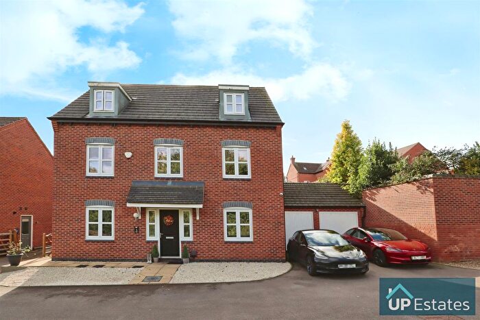 5 Bedroom Detached House For Sale In Helsinki Drive, Hinckley, LE10