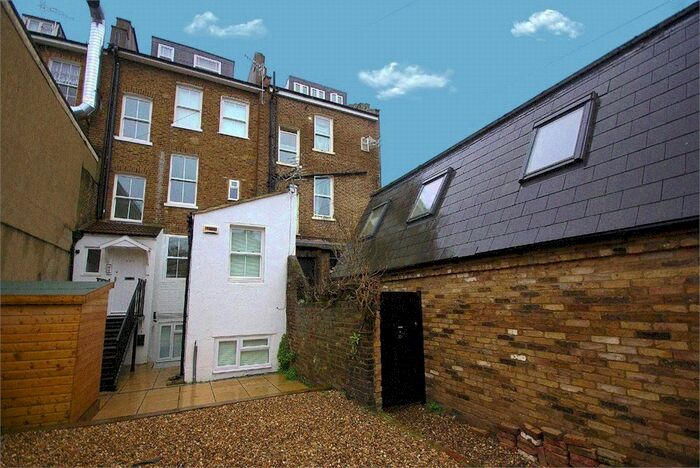 1 Bedroom Flat To Rent In Flat St Albans Road, Watford, Hertfordshire, WD17