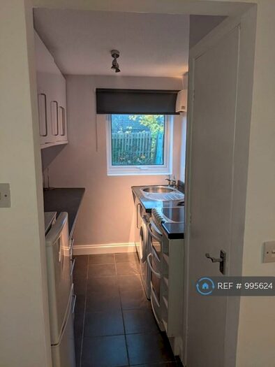 Studio To Rent In Sturbridge Close, Reading, RG6